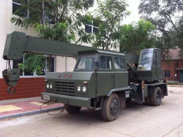 鼓楼区吊车出租_大型吊车出租公司告诉你设备吊装搬运